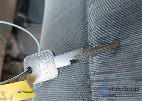 1999 Ford F-250 Lariat/Xl/Xlt из США, поврежденный, VIN 1FTNW20F8XEA78401